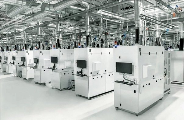 Gems News Spain Bets Big on Lab Grown Diamonds for Tech Revolution and for Jewelry 2