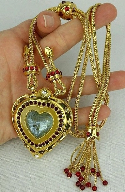 Gems News Taj Mahal Diamond Gems Necklace Returns to Spotlight With Global Backlash 1