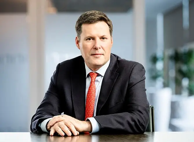 Gems News Anglo CEO Admits Diamond Industry Underestimated Lab Grown Threat 2